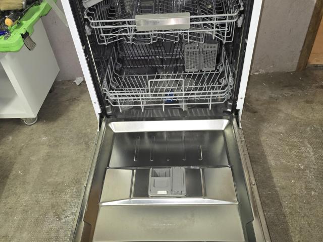 LAVAVAJILLAS MIDEA EN PERFECTO ESTADO