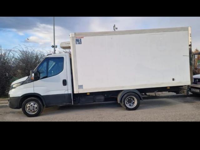 Se vende iveco isotermica 2017