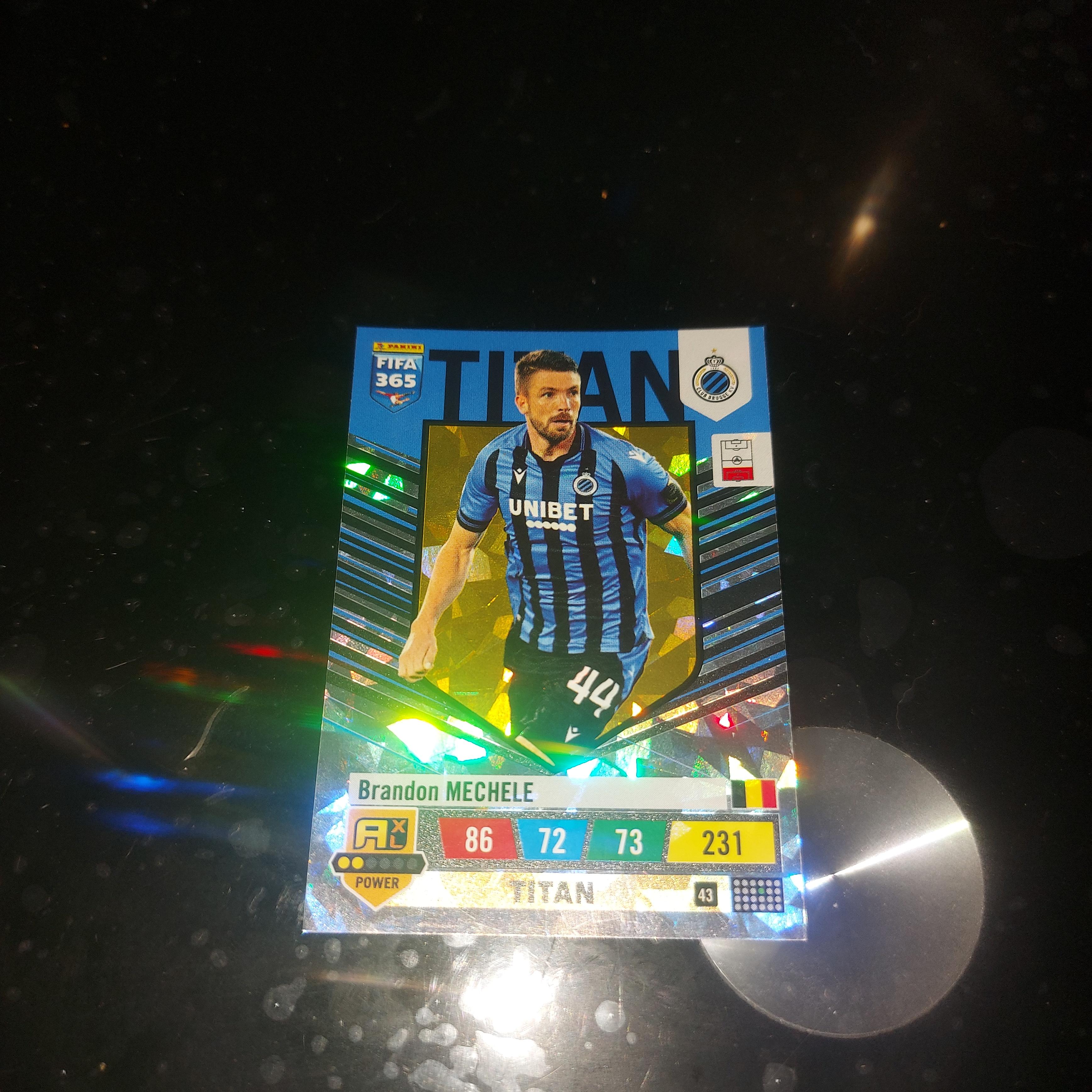 se vende cromo de fútbol