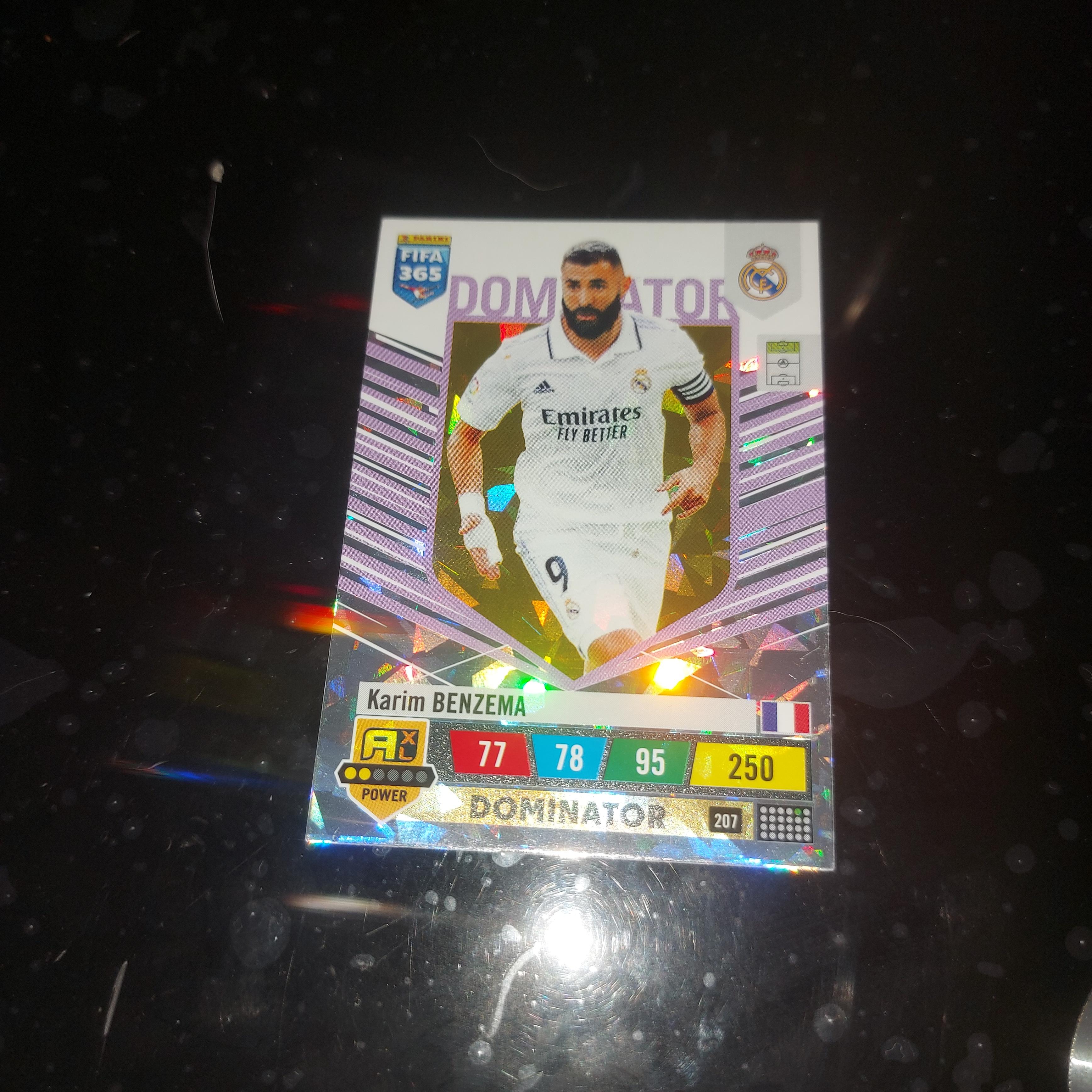 se vende cromo de fútbol