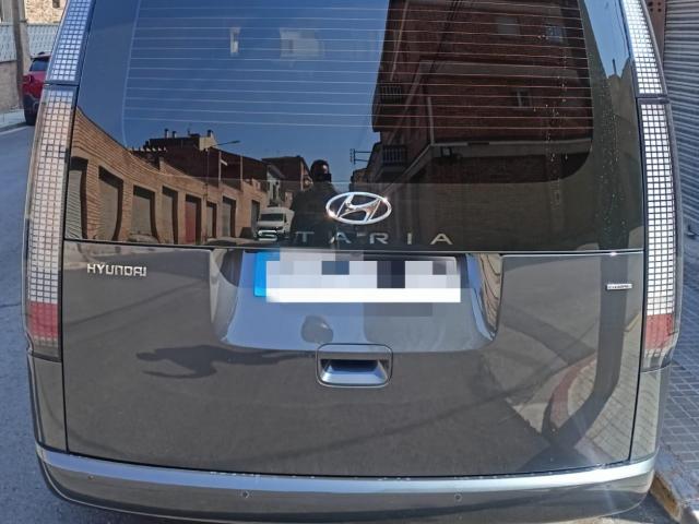 Hyundai Staria 2021