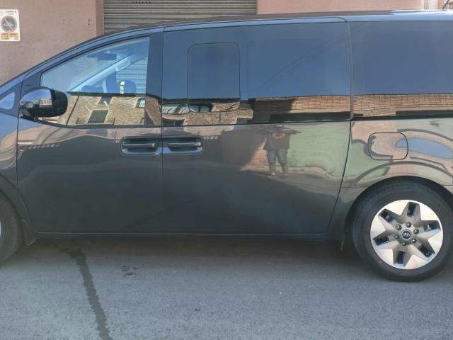 Hyundai Staria 2021