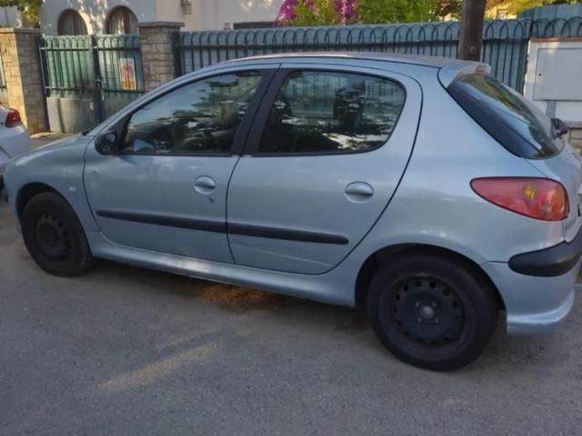 Peugeot 206