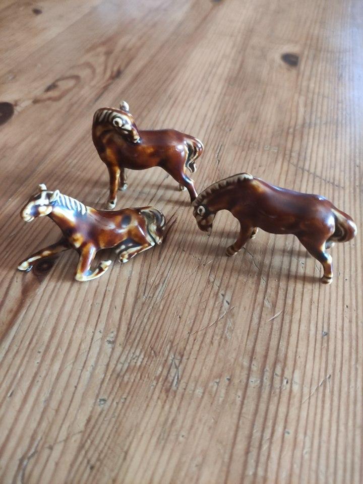 Caballos  3 unidades